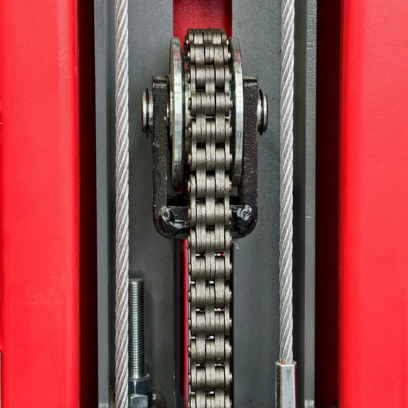 Tricar製、低価格で頑丈な00KG対応の手動式ダブルコラ - Car Lift のレビューと価格